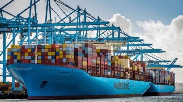 Maersk sets financing record with green offering for new ships