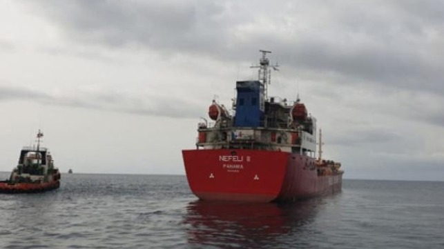 warnings of piracy in Gulf of Guinea
