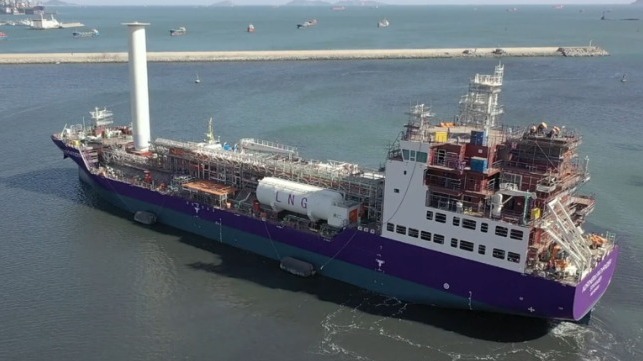 LCO2 carrier