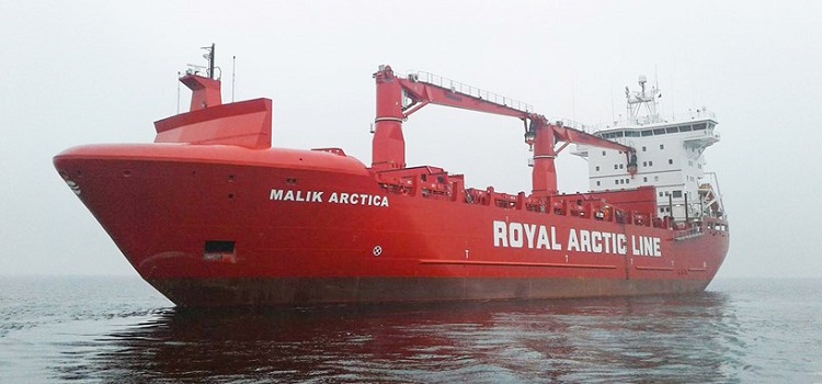Arctic Line : Greenland s lifeline