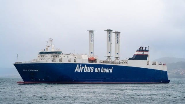 RoRo with suction sails