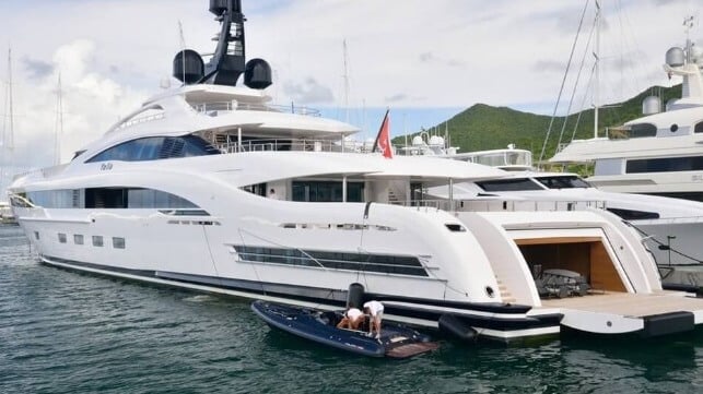 Yacht crew