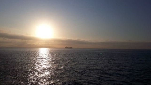 research decarbonizing current ships