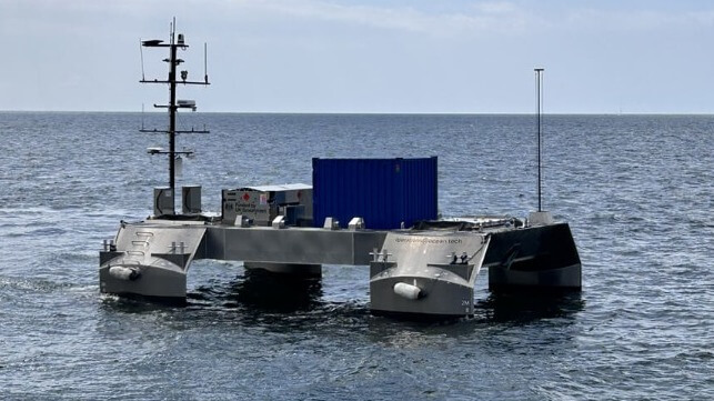 remotely operated and unmanned vessel 