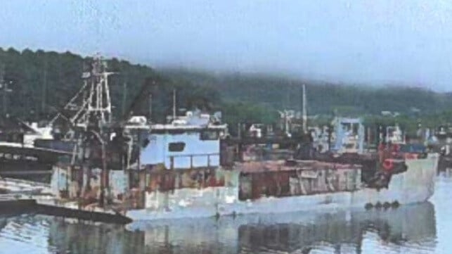 fishing service vessel