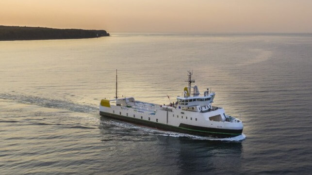 electric ferry sets record for distance traveled on single battery charge