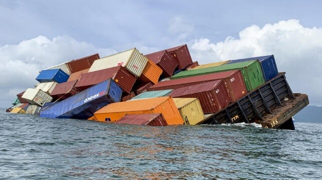 container barge loses cargo