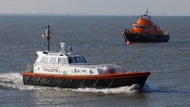 Pilot launch on the Humber