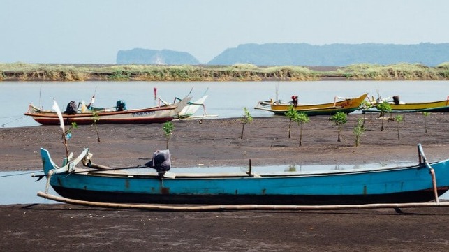 indonesian fishing boats at java