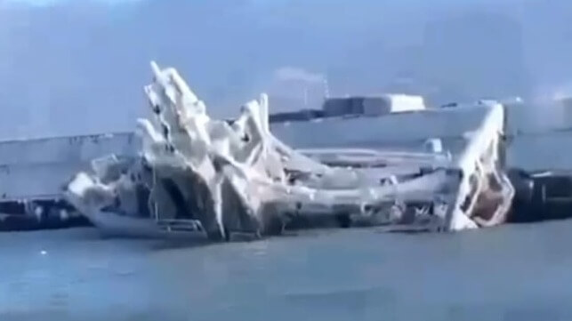 Sinking research vessel