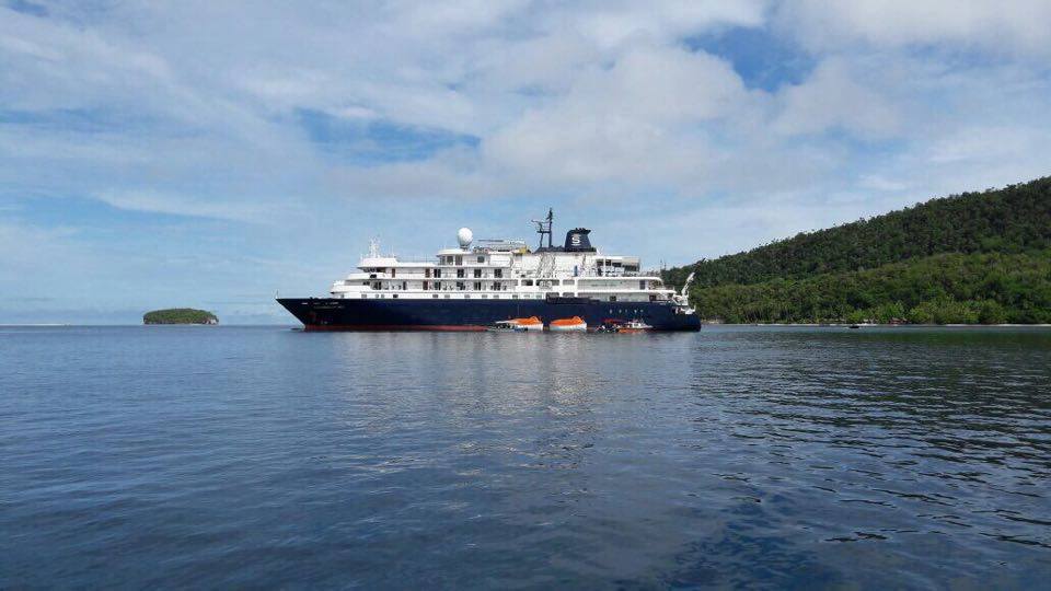Photos Cruise Ship Grounding Damages Popular Dive Site