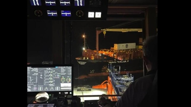 DP operator moves a Salvamento Maritimo rescue tug close to MSC Talia F's bow to pass a towline (Salvamento Maritimo) 