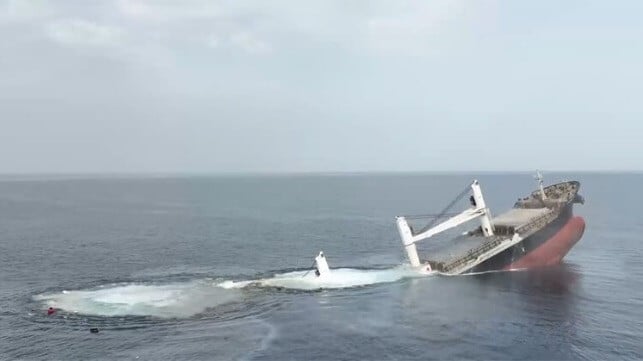 Eternity C sinking in Red Sea