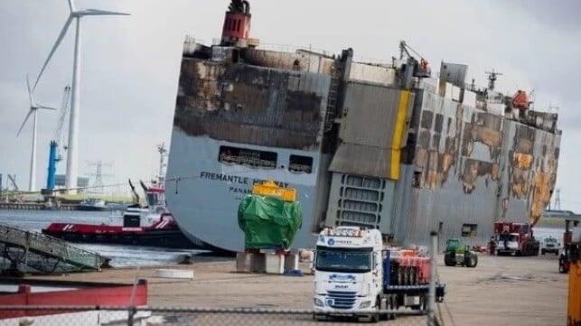 Freemantle Highway salvage