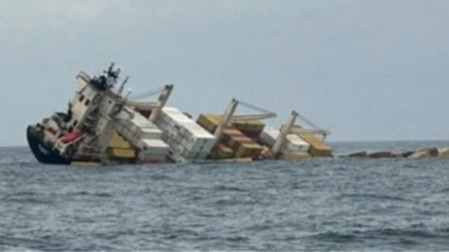containership sinking