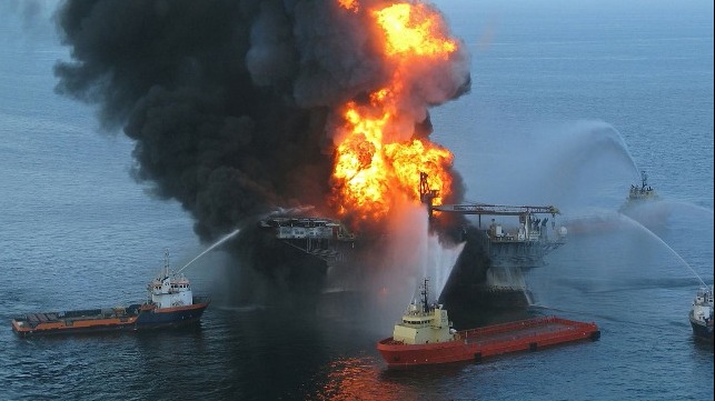 Deepwater Horizon fire