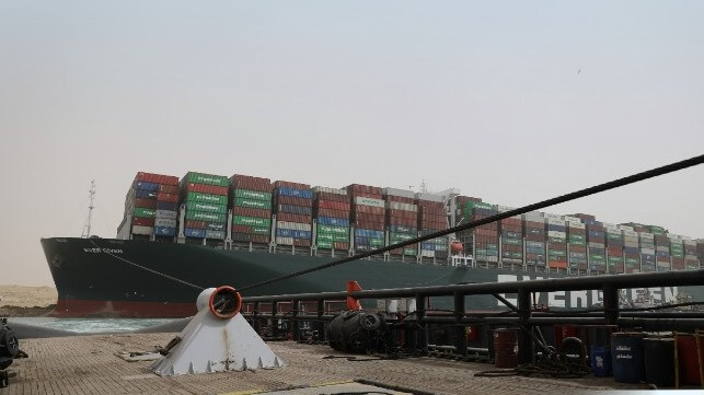 ever given aground with a salvage tug pulling on the bow