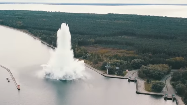 Video: Giant WWII Bomb Goes Off During Removal Operation tallboy bomb detonation