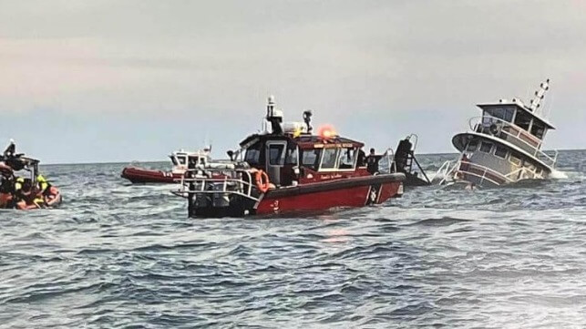 Three Crewmembers Saved from Sinking Tugboat off South Carolina sinking tug