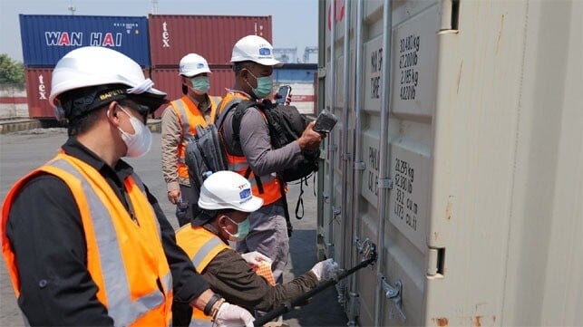 radiation testing of container